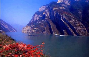 Wu Gorge with Red Leaves
